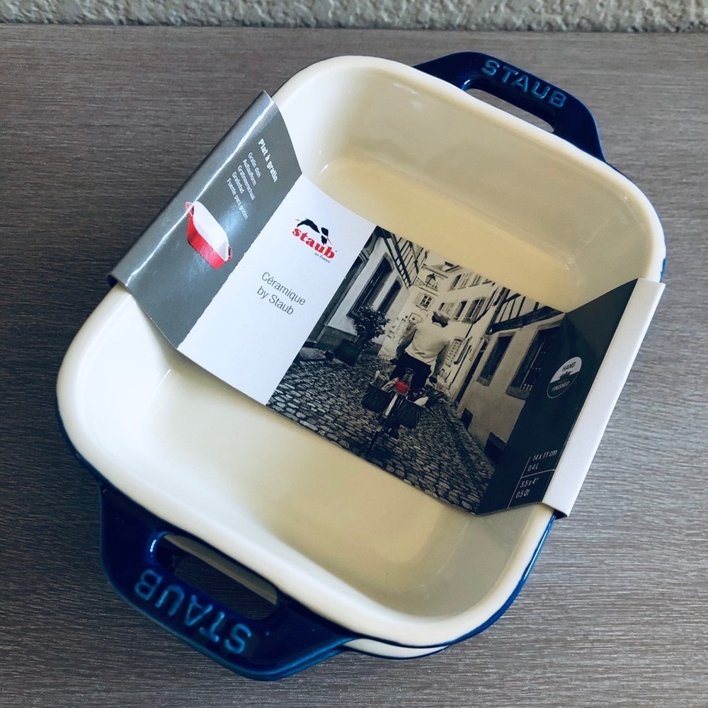 Staub Dark Blue and Cream Ceramic Baking Dish